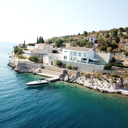 Villa Basthel Direct Aan Zee ,Verwarmd Zwembad En Sauna Барич-Драга Экстерьер фото